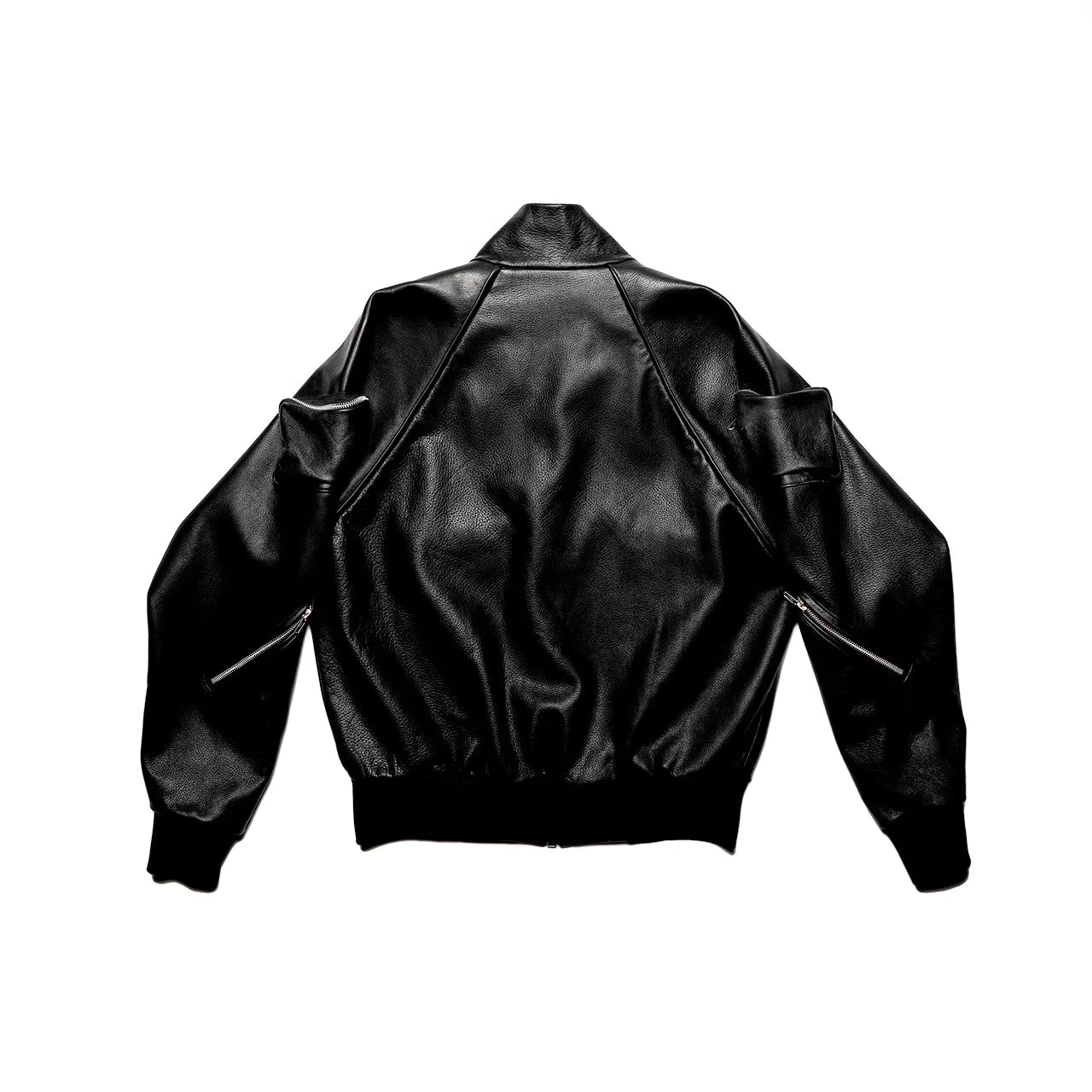 APOGEUS IN LEATHER